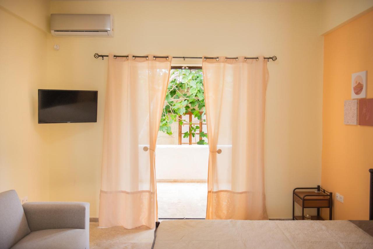 Aristotelis Apartments Vathi  Екстер'єр фото